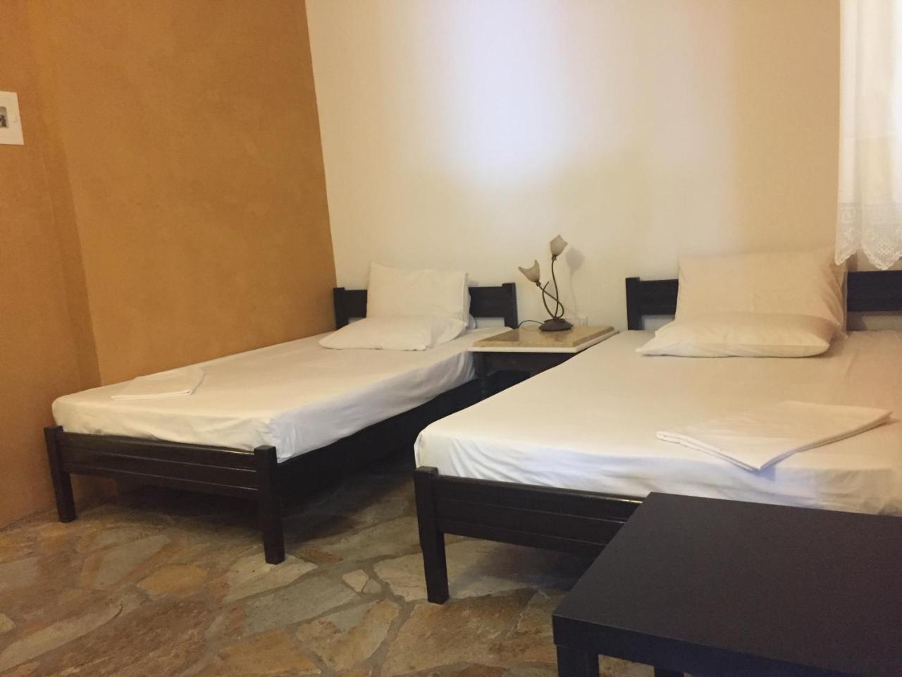 Sotiroulis Apartments Nea Mesagkala Luaran gambar